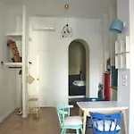 La Casa El Molinillo - *